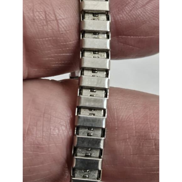 Vintage Ladies Benrus 17 Jewel 2 Diamonds Cocktail Mechanical Wind Watch - Picture 13 of 15